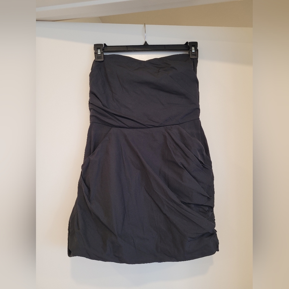 Perfect LBD with Pockets